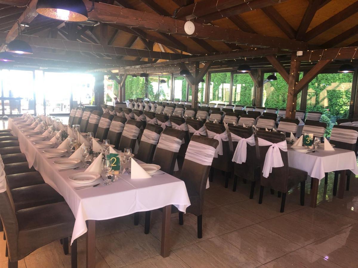 Penzion Bebek Filakovo エクステリア 写真